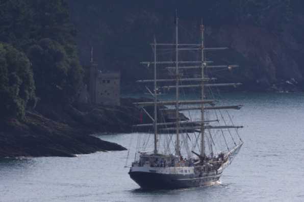 22 September 2022 - 10:45:02

-----------------
Tall ship Tenacious in Dartmouth